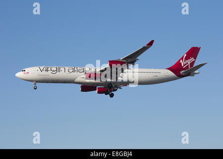 Virgin Atlantic Airbus A340-300 Stockfoto