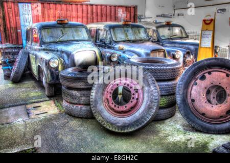 Verfallene London Taxis Stockfoto