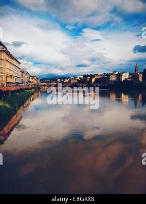 Italien, Toskana, Florenz, Blick von Vespucci Brücke Stockfoto