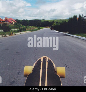 Ansicht des Skateboards unterwegs Stockfoto