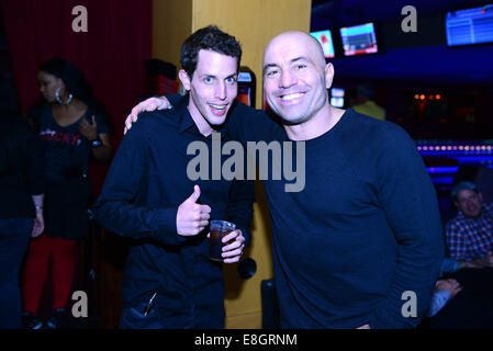 Opening Night Party für South Beach Comedy Festival 2014 statt an Lucky Strike Miami - innen mit: Tony Hinchcliffe, Joe Rogan Where: Miami Beach, Florida, USA bei: 3. April 2014 Stockfoto