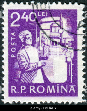 Rumänien - ca. 1960: Briefmarke gedruckt in Rumänien zeigt Chemiker, ca. 1960 Stockfoto