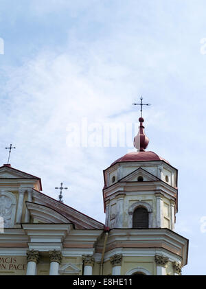 Außenansicht des St. Peter und St. Paul ChurchŠv. Apaštalų Petro Ir Povilo Bažnyčia, in Vilnius, Litauen Stockfoto