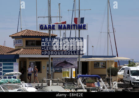 Hafen von Le Lavandou.Gare Maritime.Côte d ' Azur. Frankreich Stockfoto