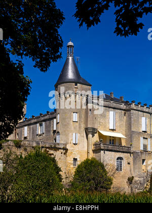 15. Jahrhundert Schlosses am Jonzac eine Stadt in der Region der südwestlichen Frankreich Charente-Maritime Stockfoto