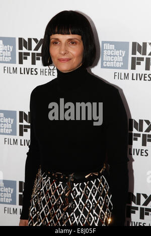 New York, USA. 8. Oktober 2014. Schauspielerin Juliette Binoche besucht die Premiere von "Wolken von Sils Maria" auf dem 52. New York Film Festival in der Alice Tully Hall am 8. Oktober 2014 in New York City. Bildnachweis: Debby Wong/Alamy Live-Nachrichten Stockfoto