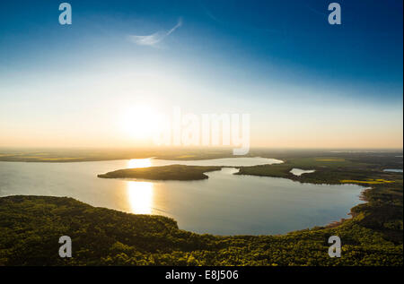 Den Plauer See in der Abendsonne, Mecklenburger Seenplatte oder Mecklenburgischen Seenplatte, in der Nähe von Malchow Stockfoto