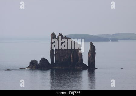 Die Drongs vor der Küste von Northmavine Shetland Schottland Juni 2014 Stockfoto