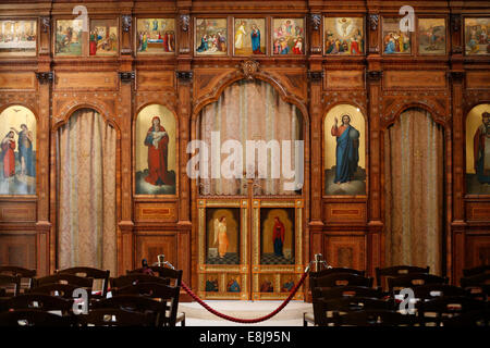 Kirche von Saint Julian den Armen. Melkitische griechisch-katholische Pfarrkirche.  Ikonostase. Stockfoto