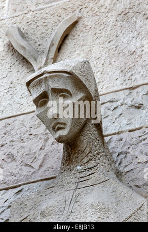 Sagrada Familia Basilika. Leidenschaft-Fa Ade: Skulptur von Joseph Maria Subirachs Stockfoto