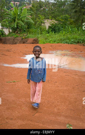 Ruanda, KIGALI: Kigali ist eine sehr grüne hügelige Stadt mit einfachen Schlamm und Steinhäuser. Stockfoto