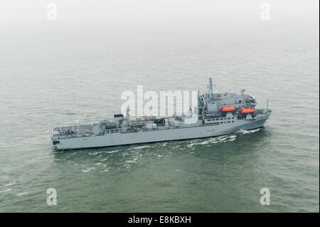 RFA Argus, der Royal Navy primäre Casualty Rezeption, Krankenhaus und Flugzeuge unterstützen Schiff. Stockfoto