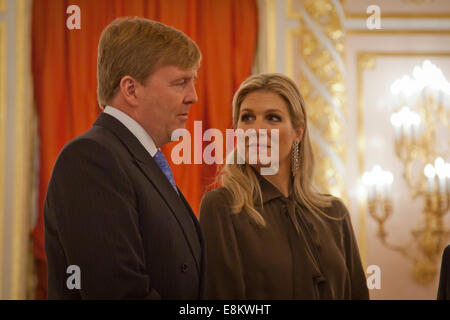 Niederländischer König Willem-Alexander und seine Frau Königin Maxima Treffen russischen Präsidenten Vladimir Putin im Moskauer Kreml. Stockfoto