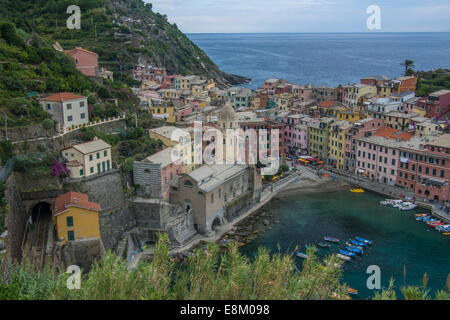 Vernazza Cinque Terre ("Cinque Terre"), Nationalpark und UNESCO-Weltkulturerbe, Ligurien, Italien. Stockfoto