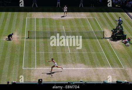 Lucie Safarova (CZE) gegen Petra Kvitova (CZE), Wimbledon Championships 2014, London, England. Stockfoto