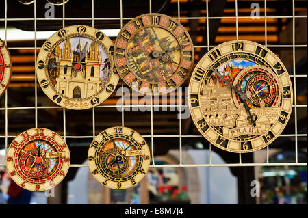 Dekorative Astronomische Uhren auf Halvelske Markt in der City von Prag, Tschechien. Stockfoto