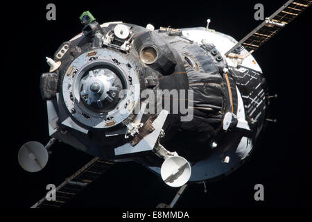 10. November 2013 - fährt der Sojus TMA - 09 M Sonde von der internationalen Raumstation ISS Zvezda Testmodul. Stockfoto