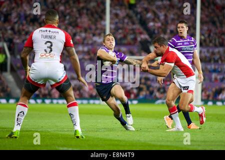 Manchester, UK. 11. Oktober 2014. Rugby-League-Finale. Wigan Warriors gegen St Helens. Wigan Warriors Hooker Michael McIlorum. Bildnachweis: Aktion Plus Sport/Alamy Live-Nachrichten Stockfoto