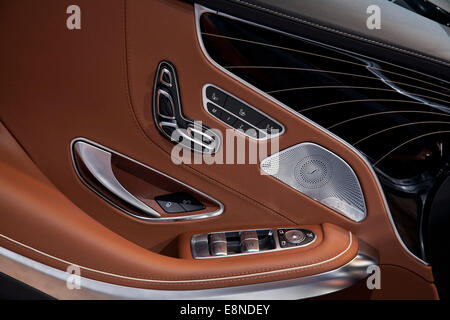 Mercedes S Class Tür Paris Motor Show Mondial de l ' Automobile 2014 Stockfoto