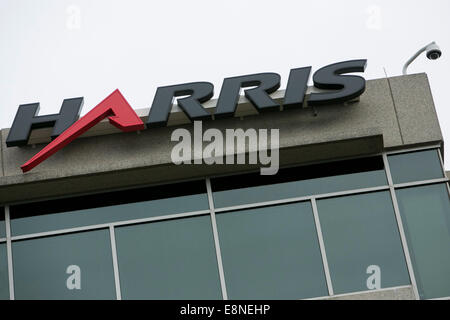 Ein Bürogebäude, besetzt durch den Kommunikationstechnologien Firma Harris Corporation in Reston, Virginia am 11. Oktober 2014. Stockfoto