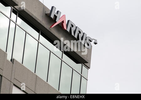 Ein Bürogebäude, besetzt durch den Kommunikationstechnologien Firma Harris Corporation in Reston, Virginia am 11. Oktober 2014. Stockfoto