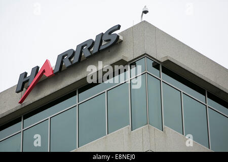 Ein Bürogebäude, besetzt durch den Kommunikationstechnologien Firma Harris Corporation in Reston, Virginia am 11. Oktober 2014. Stockfoto