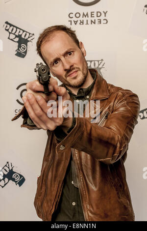 Prominente, die Förderung der neuen Comedy Central TV Serie Popoz im Comet Club.  Mitwirkende: Huub Smit wo: Berlin, Deutschland bei: 9. April 2014 Stockfoto