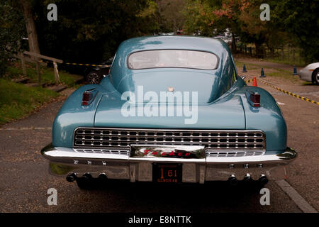 Tucker Torpedo 1948 von hinten ist auf der Messe in Chartwell, die erstmals von public-Viewing seit 2009 Stockfoto