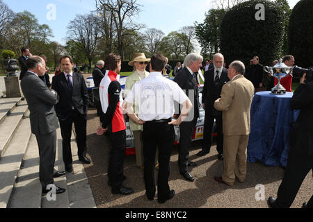 FIA World Endurance Championship – London Launch der ersten Runde der FIA WEC, die 6 Stunden von Silverstone, in Anwesenheit seiner königlichen Hoheit Prinz Michael und ihre Königliche Hoheit Prinzessin Michael von Kent.  Mitwirkende: Atmosphäre wo: London, Vereinigtes Königreich bei: 9. April 2014 Stockfoto