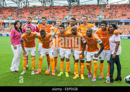 Houston, Texas, USA. 12. Oktober 2014. Houston Dynamo-Startformation posiert vor einem MLS-Spiel zwischen den Houston Dynamo und DC United BBVA Compass-Stadion in Houston, TX am 12. Oktober 2014. Bildnachweis: Trask Smith/ZUMA Draht/Alamy Live-Nachrichten Stockfoto