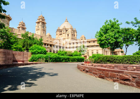 Außenansicht der Umaid Bhawan Palace von Jodhpur, Rajasthan, Indien Stockfoto