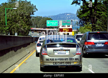 Plug in Hybrid im Verkehr in San Francisco Kalifornien Stockfoto