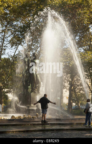 Bailey-Brunnen am Grand Army Plaza in Brooklyn, New York. Stockfoto