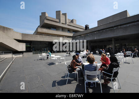 National Theatre an Londons South Bank Vereinigtes Königreich Stockfoto