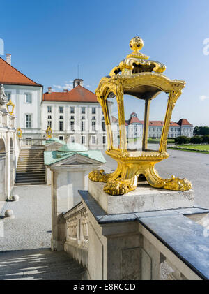 Nymphenburg Palast und Park in München. Ostfassade am Morgen, Munich, Bavaria, Germany. Stockfoto