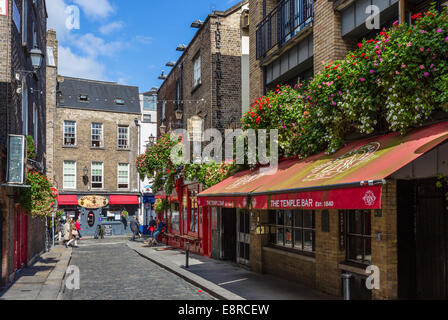 Die Temple Lane Eingang zum Tempel Bar Stadt Pub, Temple Bar, Dublin, Irland Stockfoto