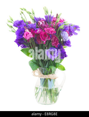 Violett und lila Eustoma Blumenstrauß Stockfoto