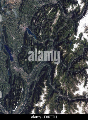 Ein Landsat-Satellitenbild, das am 21. Juli 2001 aufgenommen wurde, erfasst detaillierte Erdbilder mit dem Enhanced Thematic Mapper Plus-Sensor und zeigt Landschaftsmerkmale und Umweltveränderungen. Stockfoto