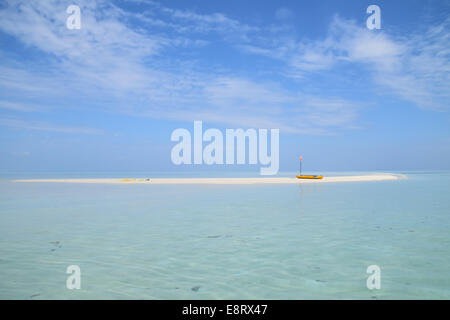 Fidschi, kristallklares Wasser, blau, Sommer, Urlaub, Urlaub, Spaß, Familie, blau, Himmel, Boote Stockfoto