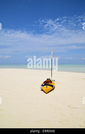 Fidschi, kristallklares Wasser, blau, Sommer, Urlaub, Urlaub, Spaß, Familie, blau, Himmel, Boote Stockfoto