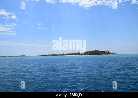 Fidschi, kristallklares Wasser, blau, Sommer, Urlaub, Urlaub, Spaß, Familie, blau, Himmel, Boote Stockfoto