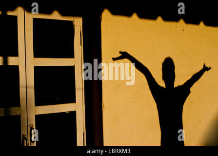 Schatten eines Mannes während des Trainings. Stockfoto