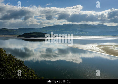 Blick über die Mündung des Flusses Dwyryd, Portmeirion, North Wales, 7. September 2014. Stockfoto