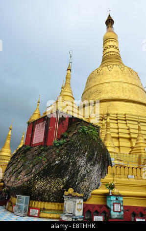 Shwemawdaw Pagode Pagode ist eine Stupa befindet sich in Bago, Myanmar. Es wird oft als die goldenen Gottes Tempel bezeichnet. Stockfoto
