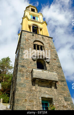 PORTMEIRION, Nordwales - 7. SEPTEMBER: "Campanile" Glockenturm, am 7. September 2014 in Portmeirion, North Wales, UK. Stockfoto