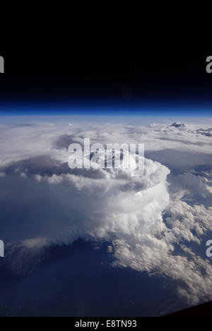 Dieser Sturm Zelle Foto stammen von der NASA Hochgebirgs ER-2 Flugzeuge am 23. Mai 2014, während eine Studie zur Gewinnung einer bette Stockfoto