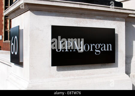 J.P.Morgan Zeichen, Victoria Embankment, London, UK Stockfoto