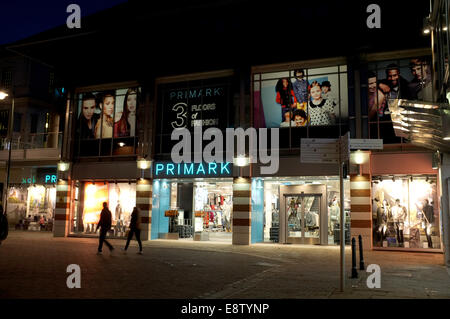 Primark Kleidung Retail-Store-Bereich in der Stadt von Canterbury Kent uk 2014 Stockfoto