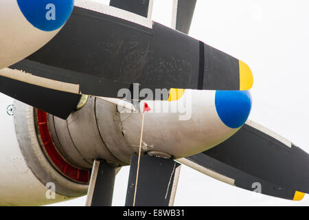 Die hohe Kunst der Luftfahrt. Detailansicht der Propeller der russischen Luftwaffe Tu-95 strategische Bomber auf Moskauer Luft-und Show, 2013. Stockfoto