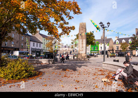 Donegal Town County Donegal Ireland. Herbst auf dem Diamond Stockfoto